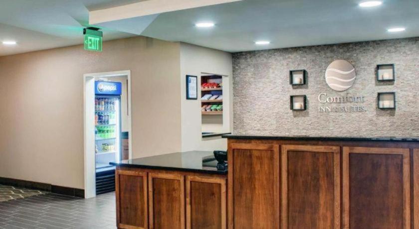 Comfort Inn & Suites Caldwell Εξωτερικό φωτογραφία